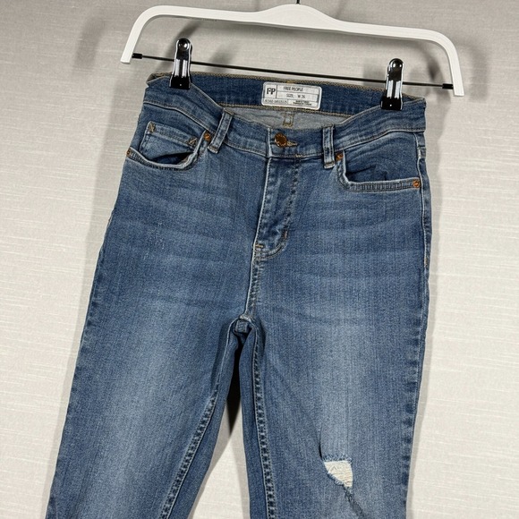 Free People Jeans Womens 26W Blue Fringe Distressed Pants Denim Boho Skinny - Picture 3 of 12